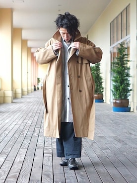 「marka（マーカ）のアイテム（トレンチコート）」を使った、ARKnets STAFFさん（メンズ・170cm）の秋コーディネート