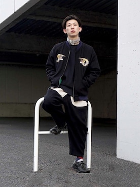 「WP（ダブリューピー）のアイテム（スウェット）」を使った、ARKnets STAFFさん（メンズ・168cm）の冬コーディネート