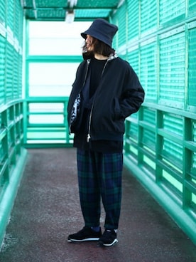 「GOLD（ゴールド）のアイテム（ブルゾン）」を使った、ARKnets STAFFさん（メンズ・170cm）の春コーディネート