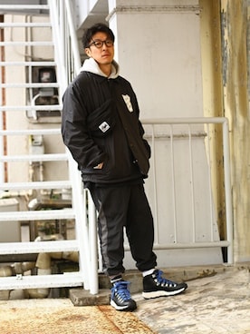 「WP（ダブリューピー）のアイテム（パンツ）」を使った、ARKnets STAFFさん（メンズ・173cm）の春コーディネート
