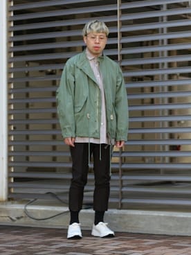 「marka（マーカ）のアイテム（ミリタリージャケット）」を使った、ARKnets STAFFさん（メンズ・174cm）の春コーディネート