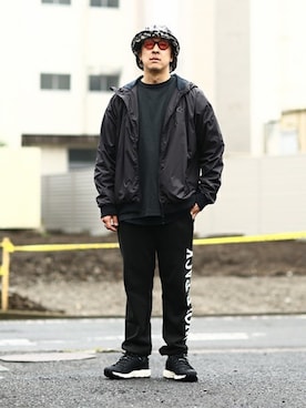 「WP（ダブリューピー）のアイテム（パンツ）」を使った、ARKnets STAFFさん（メンズ・173cm）の春コーディネート