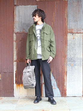 「ARKnets」｜「アイテム（スラックス）」を使った、ARKnets STAFFさん（メンズ・175cm）の春コーディネート