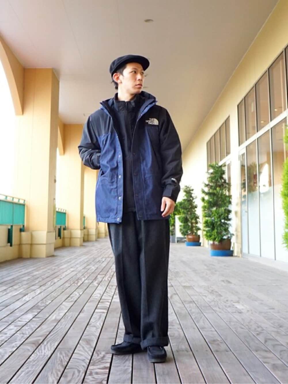 「ARKnetsのPORT BY ARK / ポートバイアーク：Classic trousers：PO08-PO01[COR]（スラックス、ブラック系）」を使った、ARKnets STAFFさん（メンズ・168cm）の秋コーディネートの1枚目の写真