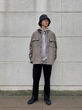 「BALLAST ARK（バラストアーク）のアイテム（スラックス）」を使った、ARKnets STAFFさん（メンズ・174cm）の秋コーディネート