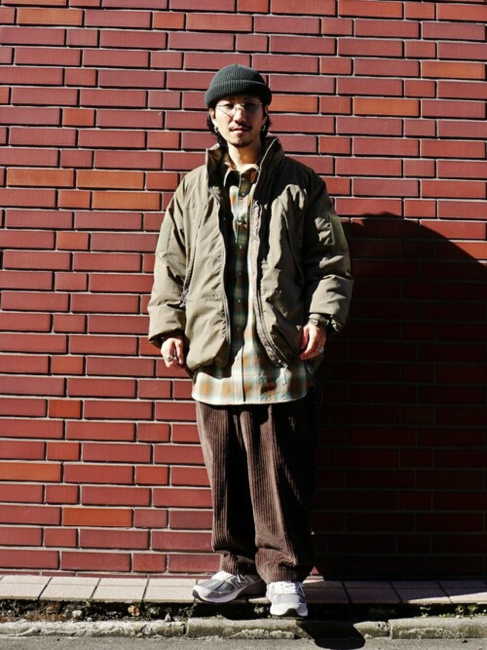 「markaのmarka / マーカ：HAPPY SUITS - taslan pe typewriter -：M19C-01BL01C[COR]（ダウンジャケット/コート、グリーン系）」を使った、ARKnets STAFFさん（メンズ・165cm）の秋コーディネートの1枚目の写真