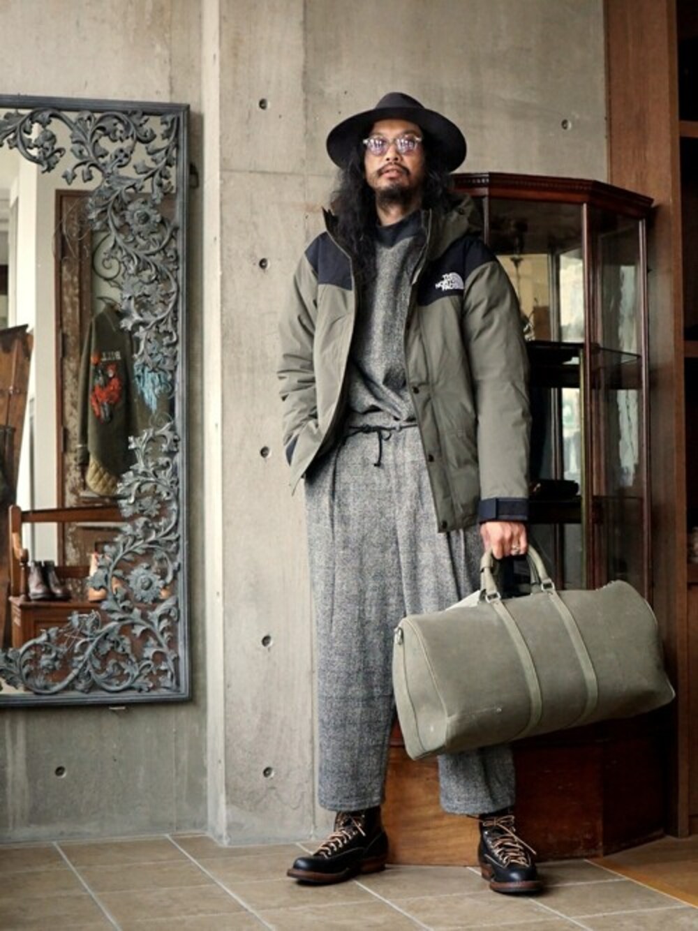 「markaのmarka / マーカ：MOCK NECK - co/w twill -：M19D-02SH01C[COR]（スウェット、ホワイト系）」を使った、ARKnets STAFFさん（メンズ・183cm）の秋コーディネートの1枚目の写真