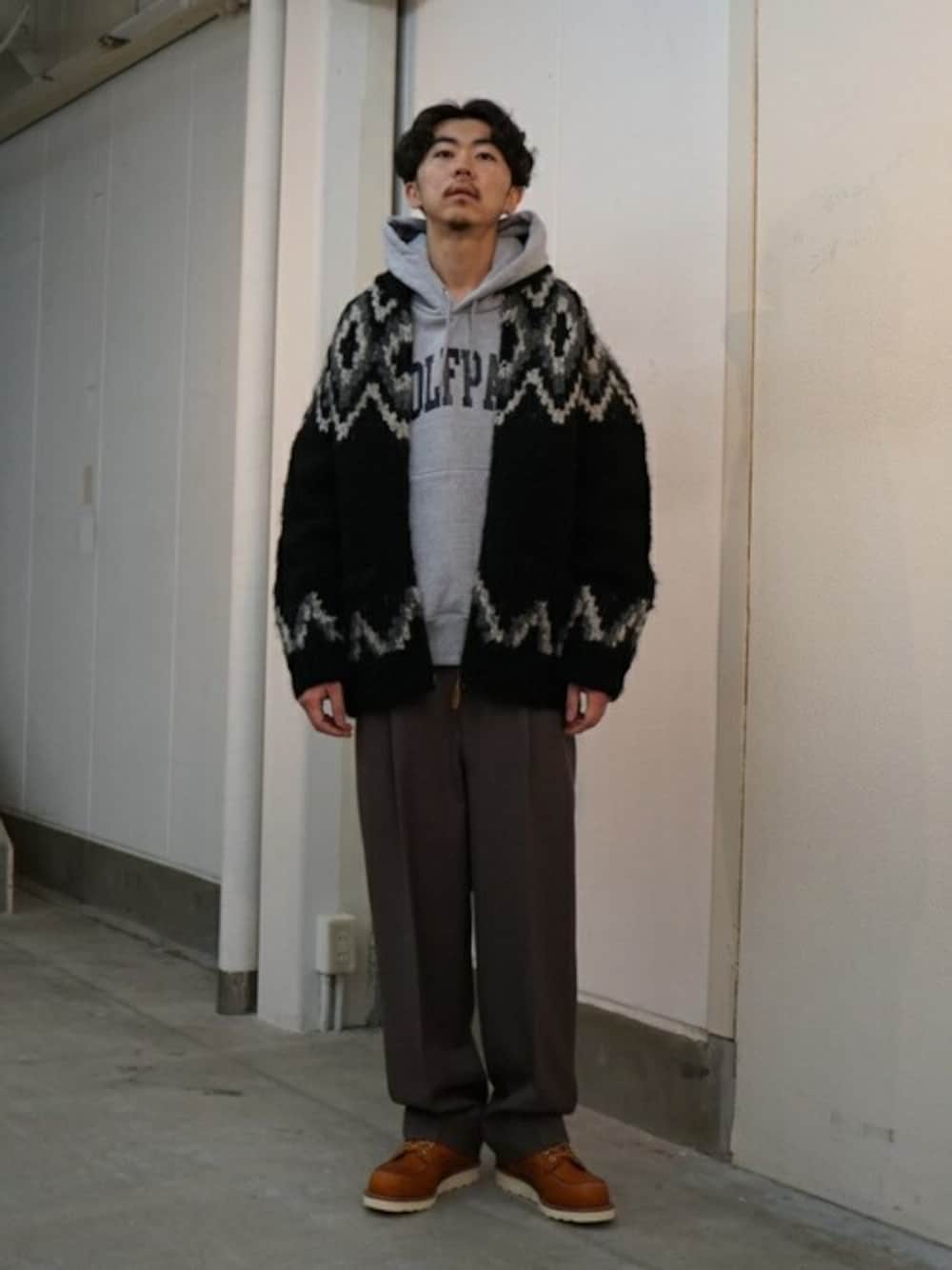 「WPのWP / ダブリューピー：WP×Kanata COWICHAN SWEATER：WP04-K001[STD]（ニット/セーター、ブラック系）」を使った、ARKnets STAFFさん（メンズ・178cm）の冬コーディネートの1枚目の写真