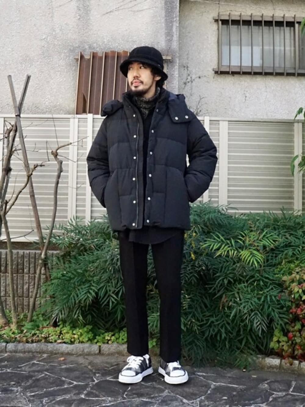 「markaのmarka / マーカ：FULL LINING WESTERN JACKET - 6oz organic cotton denim -：M20C-13SH01C[COR]（シャツ/ブラウス、ブラック系）」を使った、ARKnets STAFFさん（メンズ・177cm）の冬コーディネートの1枚目の写真