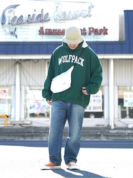 「FLAG SPORT（フラッグスポーツ）のアイテム（パンツ）」を使った、ARKnets STAFFさん（メンズ・173cm）の冬コーディネート