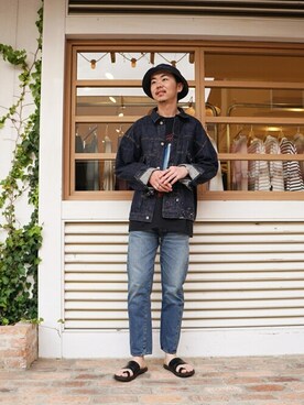 「FLAG SPORT（フラッグスポーツ）のアイテム（パンツ）」を使った、ARKnets STAFFさん（メンズ・178cm）の春コーディネート