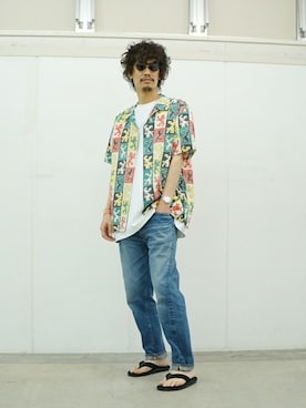 「FLAG SPORT（フラッグスポーツ）のアイテム（パンツ）」を使った、ARKnets STAFFさん（メンズ・175cm）の春コーディネート