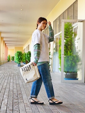 「FLAG SPORT（フラッグスポーツ）のアイテム（パンツ）」を使った、ARKnets STAFFさん（レディース・168cm）の春コーディネート