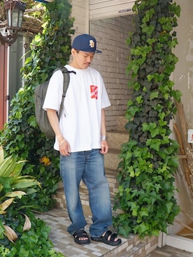 「FLAG SPORT（フラッグスポーツ）のアイテム（パンツ）」を使った、ARKnets STAFFさん（メンズ・172cm）の春コーディネート