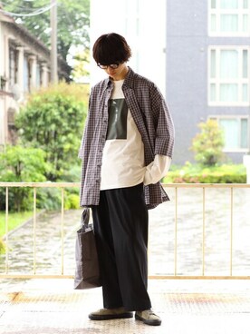 「marka（マーカ）のアイテム（チノパンツ）」を使った、ARKnets STAFFさん（メンズ・181cm）の春コーディネート