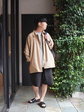 「GOLD（ゴールド）のアイテム（その他パンツ）」を使った、ARKnets STAFFさん（メンズ・170cm）の春コーディネート