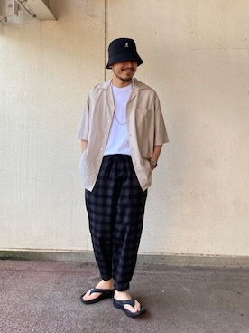 「GOLD（ゴールド）のアイテム（その他パンツ）」を使った、ARKnets STAFFさん（メンズ・174cm）の夏コーディネート