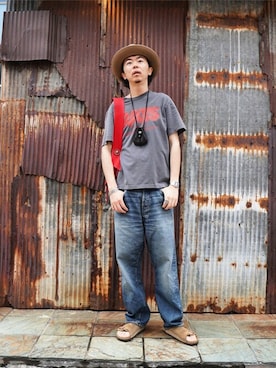 「FLAG SPORT（フラッグスポーツ）のアイテム（パンツ）」を使った、ARKnets STAFFさん（メンズ・178cm）の夏コーディネート