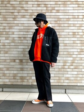 「WP（ダブリューピー）のアイテム（パーカー）」を使った、ARKnets STAFFさん（メンズ・174cm）の秋コーディネート