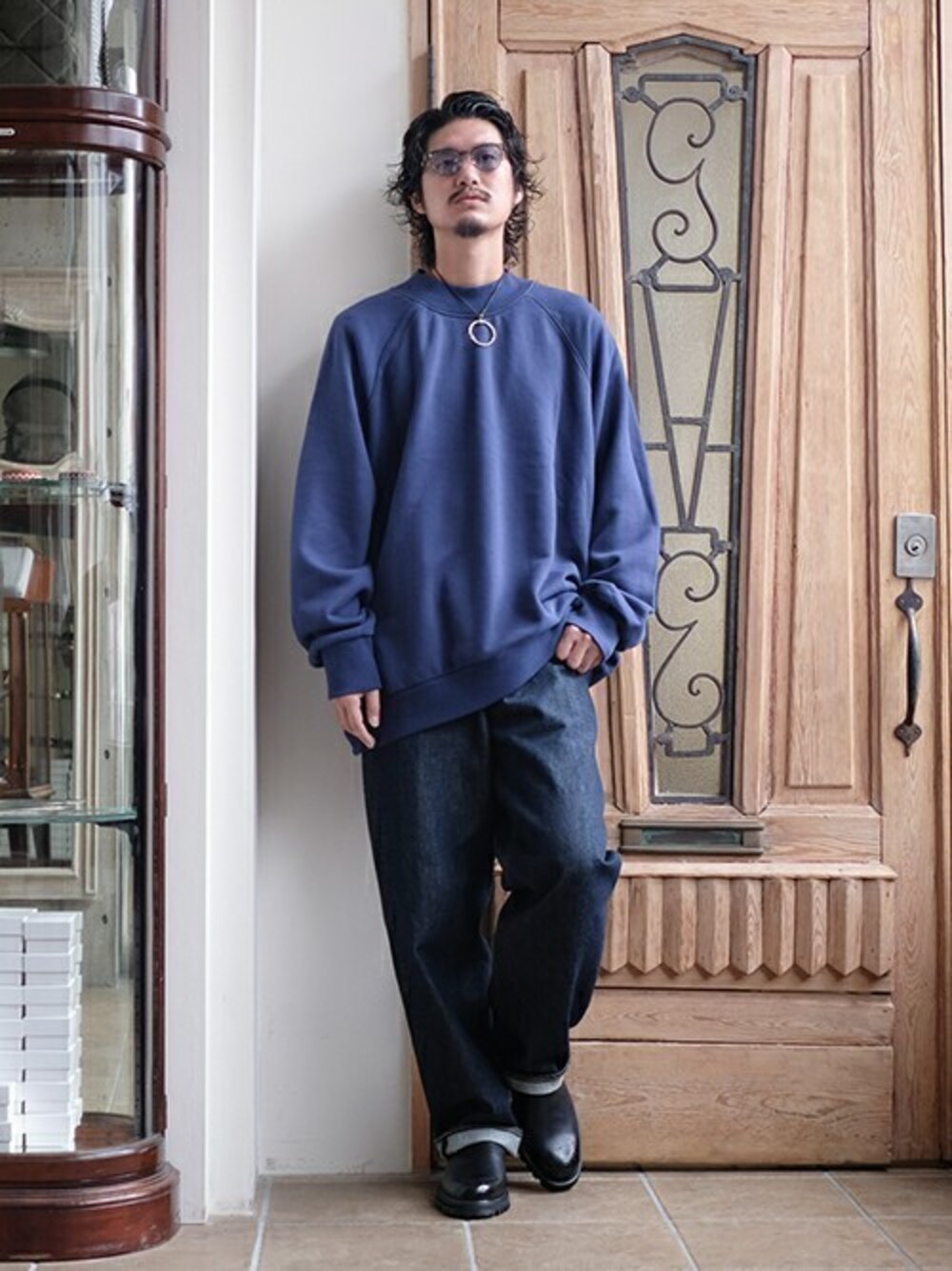 「ビッグシルエット、PORT BY ARK、ポートバイアーク、アークネッツ、ARKnets」｜「PORT BY ARKのPORT BY ARK / ポートバイアーク：Crew neck Sweat：PO10-T003[COR]（スウェット、ブルー系）」を使った、ARKnets STAFFさん（メンズ・175cm）の秋コーディネートの1枚目の写真