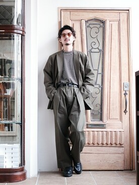 「アークネッツ」｜「アイテム（チノパンツ）」を使った、ARKnets STAFFさん（メンズ・175cm）の秋コーディネート