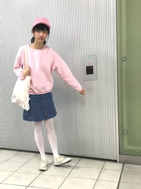 「フリルトート」｜「アイテム（スウェット）」を使った、名和風歌さん（レディース・165cm）の冬コーディネート
