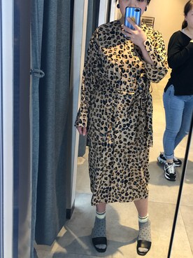 「URBAN RESEARCH（アーバンリサーチ）のアイテム（ワンピース、ゴールド系）」を使った、哎呦花卷さん（レディース・162cm）の春コーディネート