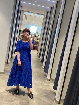 「URBAN RESEARCH（アーバンリサーチ）のアイテム（ワンピース、ブルー系）」を使った、哎呦花卷さん（レディース・162cm）の夏コーディネート