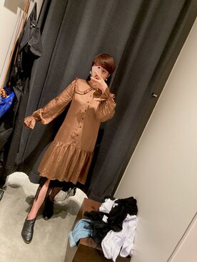「URBAN RESEARCH（アーバンリサーチ）のアイテム（ワンピース、オレンジ系）」を使った、哎呦花卷さん（レディース・162cm）の夏コーディネート
