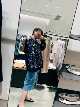 「URBAN RESEARCH（アーバンリサーチ）のアイテム（ジャケット/アウター、ブルー系）」を使った、哎呦花卷さん（レディース・162cm）の秋コーディネート