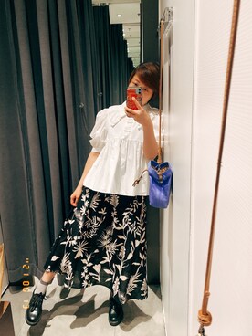 「URBAN RESEARCH（アーバンリサーチ）のアイテム（シャツ/ブラウス、ホワイト系）」を使った、哎呦花卷さん（レディース・162cm）の夏コーディネート