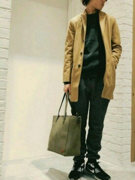 「Discoat Parisien」｜「アイテム（チェスターコート）」を使った、Discoat  men'sさん（メンズ・170cm）の秋コーディネート