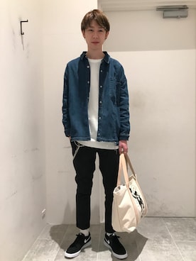 「SUPERTHANKS」｜「アイテム（バッグ）」を使った、Discoat  men'sさん（メンズ・175cm）の冬コーディネート