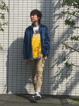 「NANO universe（ナノユニバース）のアイテム（チノパンツ）」を使った、Discoat  men'sさん（メンズ・180cm）の春コーディネート
