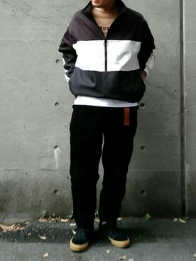 「SLACK FOOTWEAR（スラックフットウェア）のアイテム」を使った、Discoat  men'sさん（メンズ・170cm）の冬コーディネート