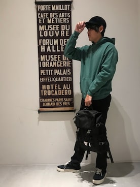 「JERZEES（ジャージーズ）のアイテム」を使った、Discoat  men'sさん（メンズ・181cm）の冬コーディネート