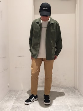 「レイヤードstyle」｜Discoat  men'sさん（メンズ・170cm）の冬コーディネート