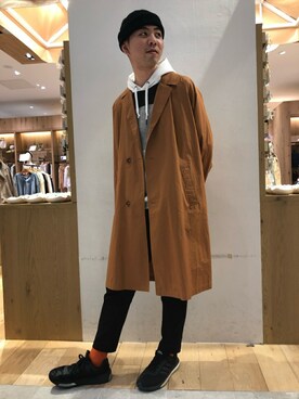「アイテム（トレンチコート、レッド系）」を使った、Discoat  men'sさん（メンズ・178cm）の春コーディネート