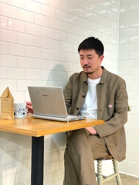 「Vincent et Mireille（バンソンエミレイユ）のアイテム（ジャケット/アウター）」を使った、Takahiro_miwaさん（メンズ・180cm）の春コーディネート