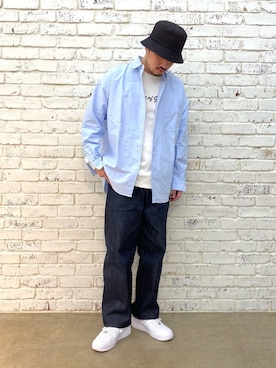 「ビッグシャツ」｜「アイテム（スウェット）」を使った、Takahiro_miwaさん（メンズ・180cm）の冬コーディネート