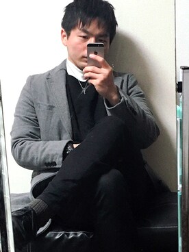 「SPINNS（スピンズ）のアイテム（スウェット、ブラック系）」を使った、ヨシヒコさん（メンズ・174cm）の冬コーディネート