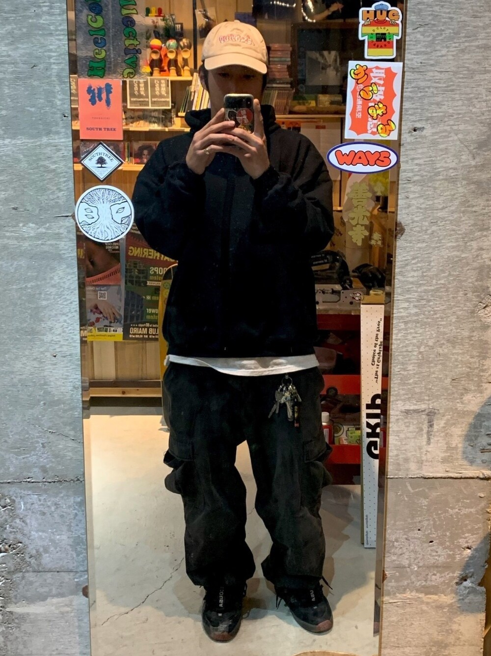 「シンプル、SK8　、skate、スケータースタイル、スケーター、street、streetstyle、ストリート、ストリートコーデ、stylesample」｜「ZION ROOTS WEARのアイテム（キャップ、ベージュ系）」を使った、TKKさん（メンズ・174cm）の冬コーディネートの1枚目の写真