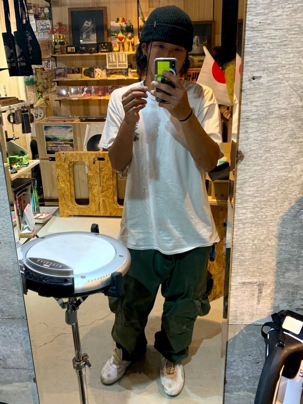 「今日のコーデ、おしゃれさんと繋がりたい、スケータースタイル、スケボー、SK8　、skate、ストリート、street、streetstyle、stylesample」｜「lucky woodのアイテム（ニットキャップ/ビーニー、ブラック系）」を使った、TKKさん（メンズ・174cm）の夏コーディネートの1枚目の写真