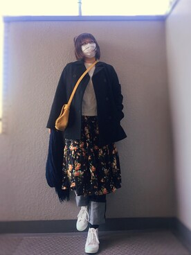 「白ニット」｜「アイテム（ピーコート）」を使った、華さん（レディース・162cm）の冬コーディネート