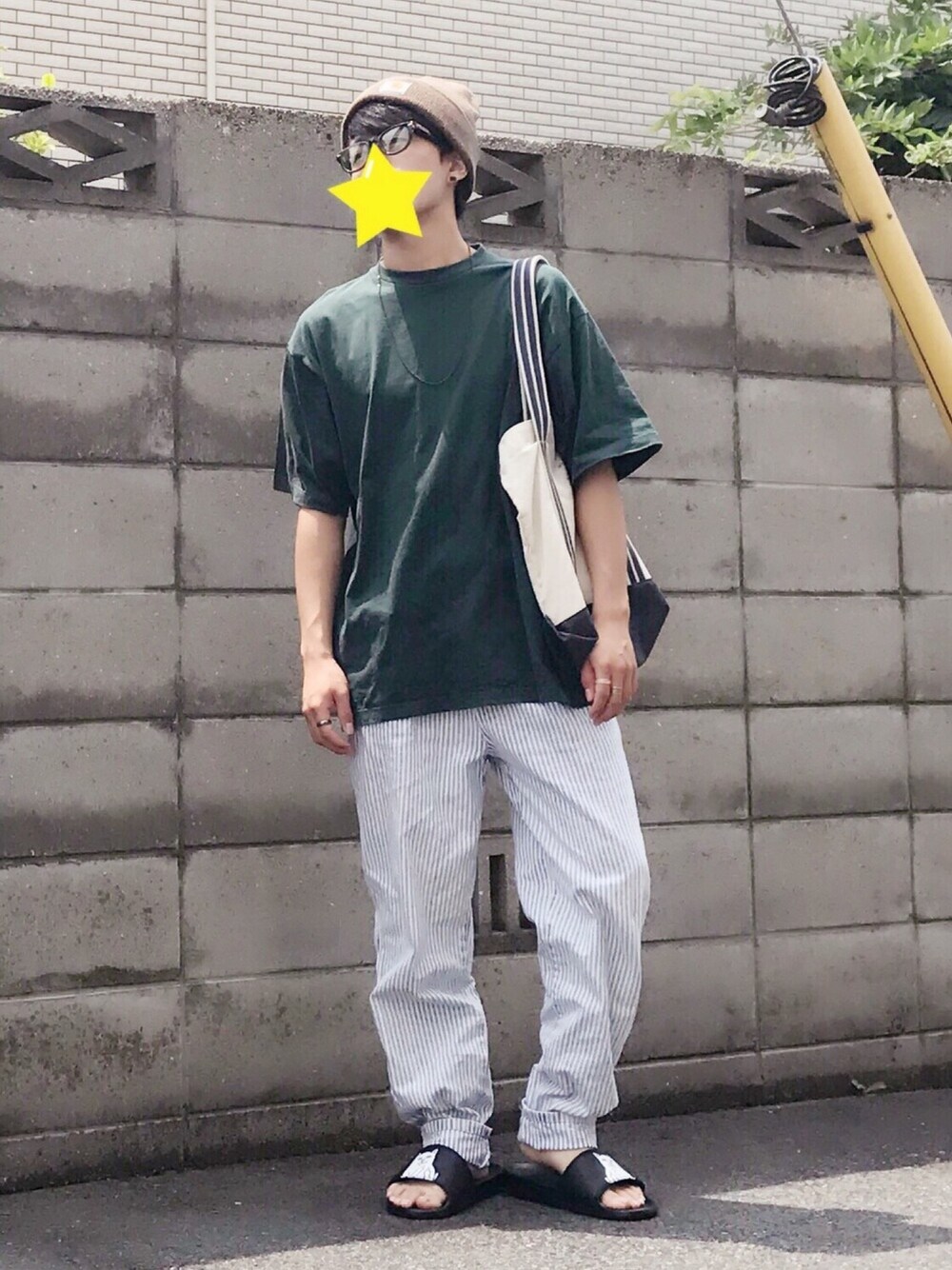 「ripndip、carhartt、BROOKS BROTHERS、ベナッシ、サンダル、サングラス、トートバッグ」｜「zicockwestのアイテム（Tシャツ/カットソー、グリーン系）」を使った、kkさん（メンズ・170cm）の夏コーディネートの1枚目の写真
