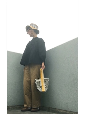 「Johanna Gullichsen（ヨハンナグリクセン）のアイテム（ハンドバッグ）」を使った、うた♪さん（レディース・163cm）の春コーディネート