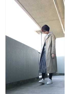 「フラワープリント」｜「アイテム（ステンカラーコート）」を使った、うた♪さん（レディース・163cm）の春コーディネート