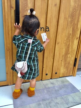 nanaさんの「【MINNETONKA】 ミネトンカ　ダブルフリンジ サイドジップ ブーツ」を使ったコーディネート