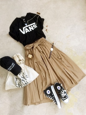 「TODAY'S SPECIAL（トゥデイズスペシャル）のMARCHE BAG/マルシェバッグ（エコバッグ/サブバッグ）」を使った、トレンド服のイタフラさん（レディース・165cm）の夏コーディネート