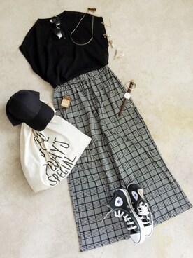 「TODAY'S SPECIAL（トゥデイズスペシャル）のMARCHE BAG/マルシェバッグ（エコバッグ/サブバッグ）」を使った、トレンド服のイタフラさん（レディース・165cm）の夏コーディネート